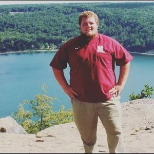 Meet your Posher, Troy